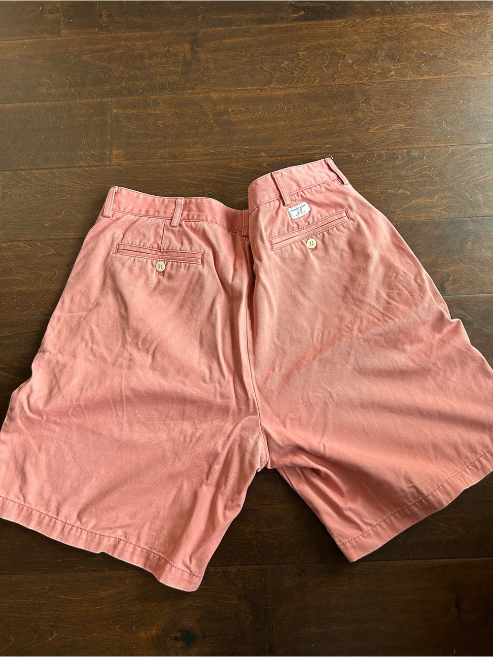 Vineyard Vines Men’s Shorts Salmon Color Sz 40